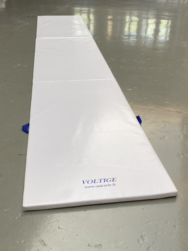 Foldable run for acrobatics 6m x 1m x 4cm